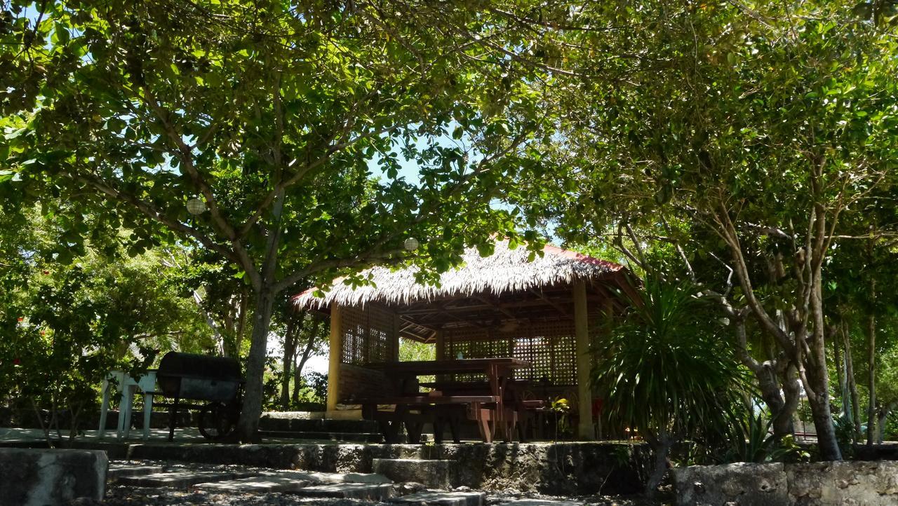 Moalboal T Breeze Coastal Resort Exterior foto