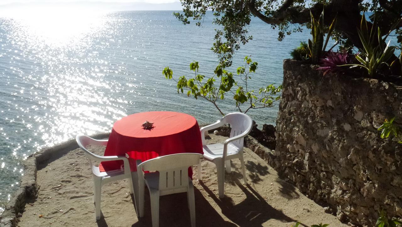 Moalboal T Breeze Coastal Resort Exterior foto