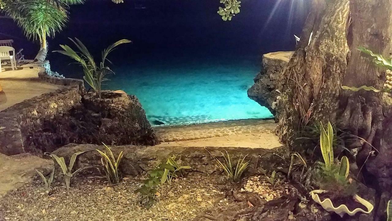Moalboal T Breeze Coastal Resort Exterior foto